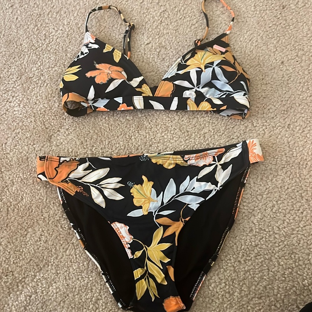 roxy swimsuit